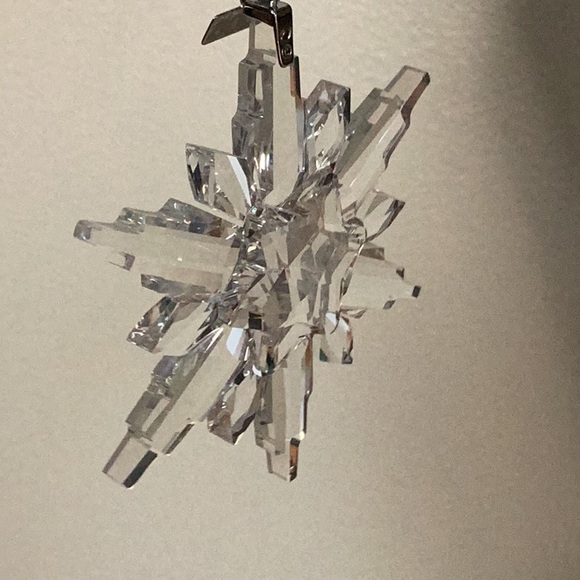 Swarovski crystal 2006 Christmas snowflake ornament - Picture 6 of 7